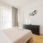 Bnbest San Siro 6 Pax Apartmán *